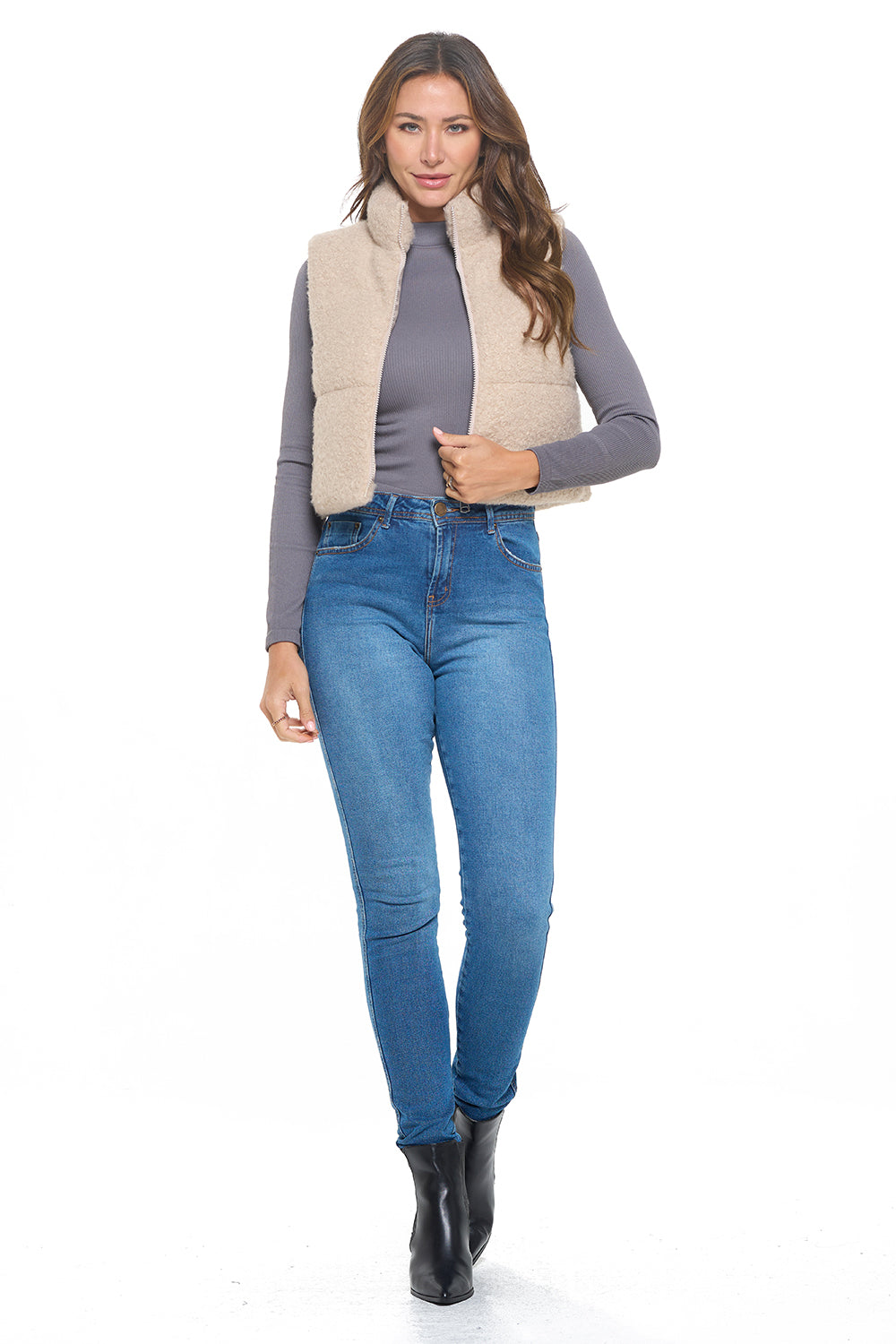 Chic Vest Cavalini, Inc.